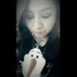 Meet your Posher, Daniela